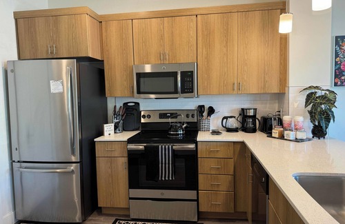 Downtown Salt Lake City Apartment | Charming apartment in superb Salt Lake City with gym - pay garage parking