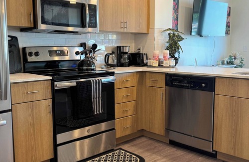 Downtown Salt Lake City Apartment | Charming apartment in superb Salt Lake City with gym - pay garage parking