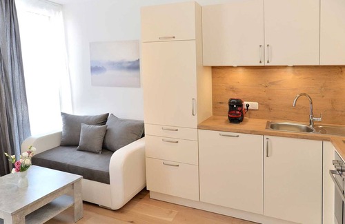 Muhlbachl Apartment | Charming Apartment "Blaser" with Wi-Fi, Garden and Terrace