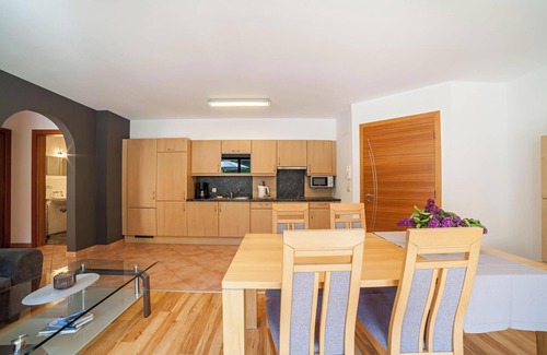 Planol Apartment | Charming Apartment “Ferienwohnung Terrasse” with Mountain View & Terrace; Parking Available