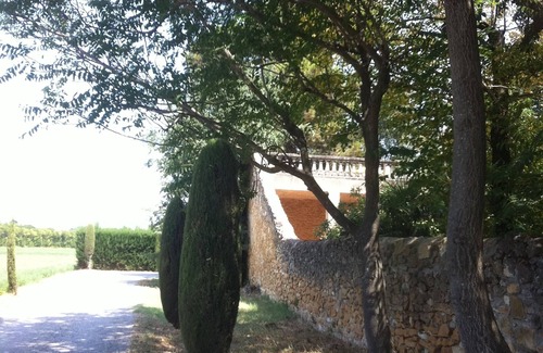 Orange Apartment | Charming apartment in Provence Park .Calme. Parking .2/4 people