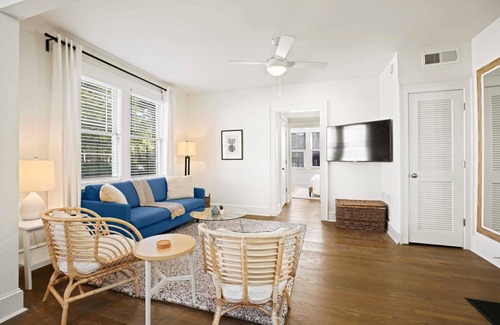 Virginia Highland Apartment | Charming Apartment in Virginia Highland!