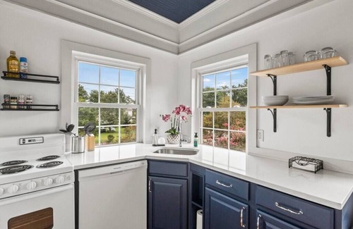 Southwest Raleigh Apartment | Charming Apartment on Popular Glenwood South