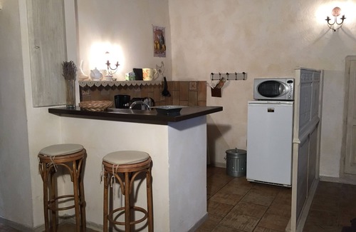 Avignon Apartment | Charming apartment on the 1st floor of a 15th-century town house
