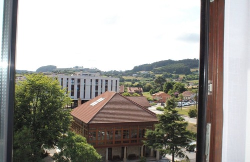 Distrito Oeste Apartment | Charming apartment with parking by beBalmy