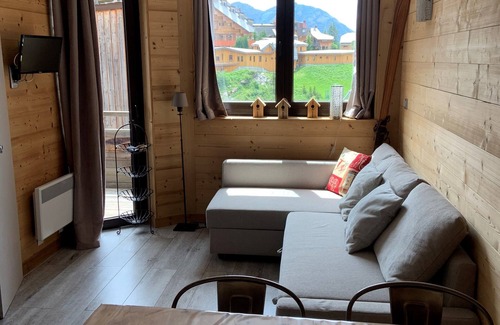 Avoriaz Apartment | CHARMING APPT, 4 PERS, RENOVATED IN 2013, CENTRAL STATION BEDS MADE ON ARRIVAL