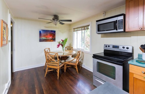 Kuau Cottage | Charming Beach Cottage by Mama's Beach