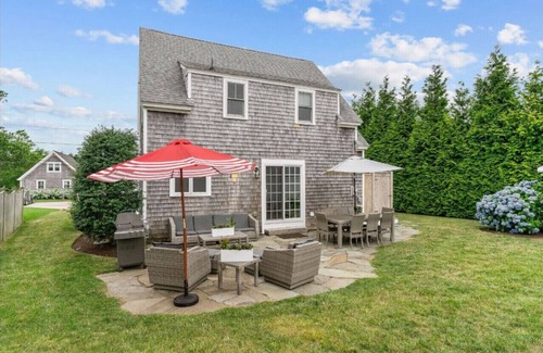 Bonnet Shores Apartment | Charming Beachside Bonnet Shores with Beach Access