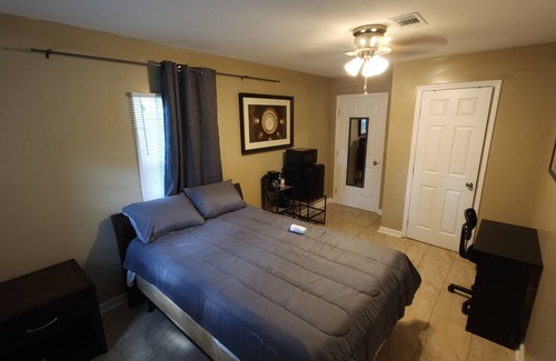 Montgomery Bed & Breakfast | Charming bed & breakfast in terrific Montgomery with WiFi, AC
