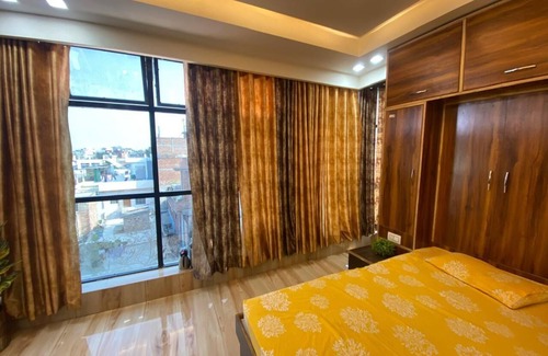 Allahabad Bed & Breakfast | Charming bedroom in wonderful Prayagraj with AC, WiFi