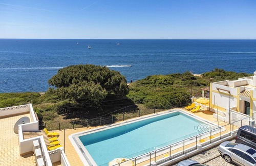 Benagil House | Charming Benagil Apartment Near Praia de Benagil