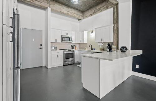 Central City Apartment | Charming Boho Loft on Historic Morris Ave