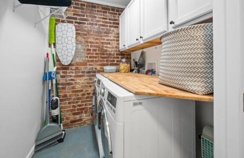 Central City Apartment | Charming Boho Loft on Historic Morris Ave