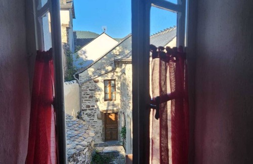 Bedoues House | Charming Cévennes village house for rent