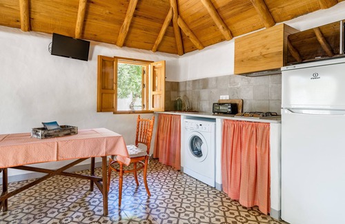 El Palmar Apartment | Charming cottage-studio 'El Castaño' with private pool
