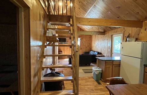 Fort Kent Cabin | Charming Cabin 4