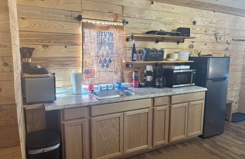 Avalon Cabin | Charming cabin close to Malmaison Wildlife Refuge, and McIntyre Scatters