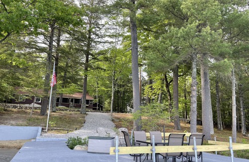 South Casco House | Charming Cabin on Beautiful Big Sebago Lake