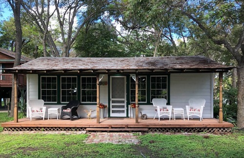 New Braunfels Cabin | Charming cabin on Lake Dunlap
