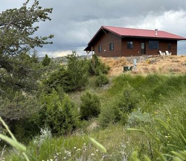 Madison County House | Charming Cabin with Panoramic Mountain Views near Pony in the Tobacco Root Foothills, Montana