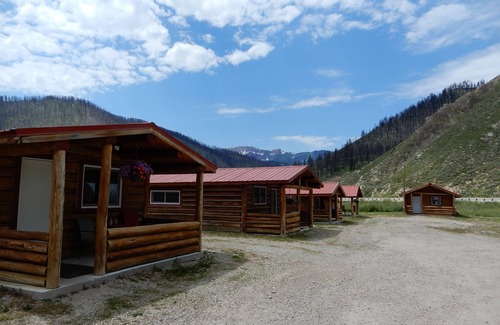 Bondurant Cabin | Charming Cabins on Hoback River