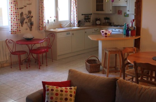 Lion-sur-Mer House | CHARMING CAEN STONE HOUSE 150 M FROM THE SEA/WIFI/VELOS