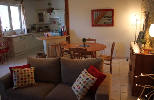 Lion-sur-Mer House | CHARMING CAEN STONE HOUSE 150 M FROM THE SEA/WIFI/VELOS