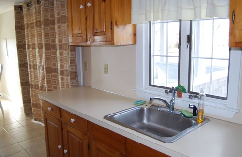 Centerville Cottage | Charming Cape Cod Cottage Across From The Beautiful Craigville Family Beach