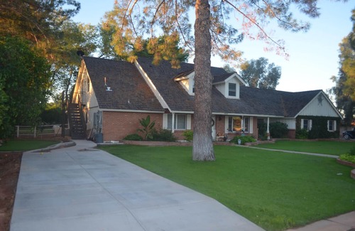 Gilbert House | Charming Carriage Home in Gilbert, AZ