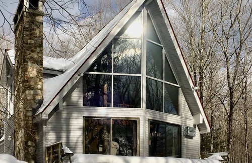 Londonderry Ski Chalet | Charming Chalet - PERFECT FOR FAMILIES!!!