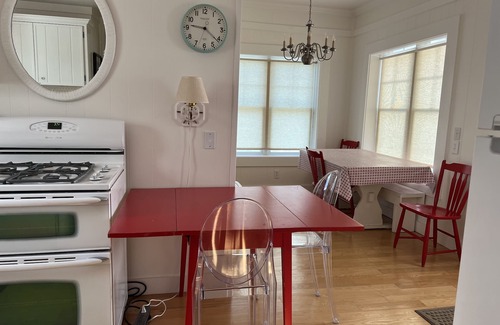 Charlevoix House | Charming Charlevoix Downtown Cottage - Weekly - Ideal Location with Central Air