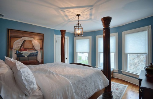 New Berlin Hotel | Charming Colonial 8-Bedroom Home with Modern Comforts in Historic New Berlin