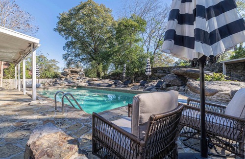 Columbus House | Charming Columbus Retreat|3BR|Pool&Games