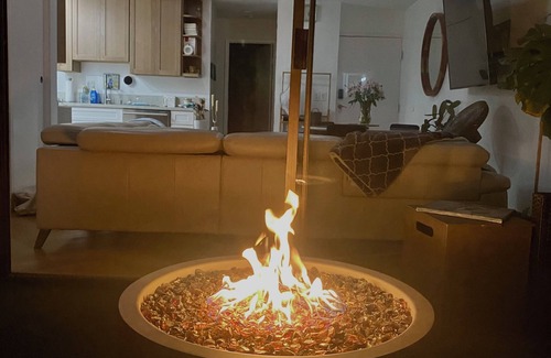 University City Condo | Charming condo in posh neighborhood, a prime extended stay in fabulous San Diego