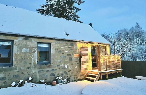 Newtonmore Cottage | Charming & cosy Cairngorms retreat for 2 - The Bakehouse, Newtonmore
