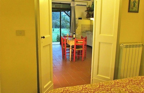 Tocco da Casauria Other | Charming COTTAGES (up to 2-4 p) nestled by wide gardens (pool, mountains, beach)
