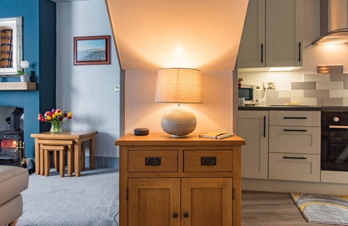 Dover Cottage | Charming cottage in a great location in Dover, just 10 minutes walk from the beach