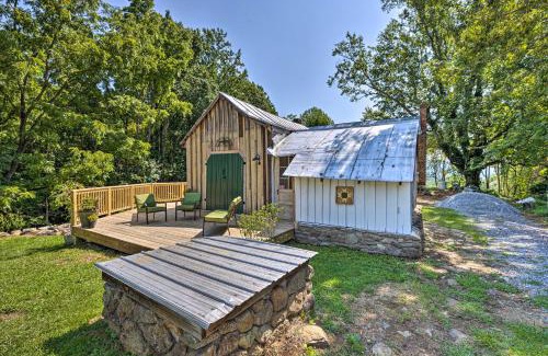 Nellysford House | Charming Cottage Less Than 10 Mi to Wineries and Skiing!