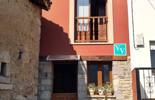 Santovena House | Charming cottage with amazing views in a quiet mountain village