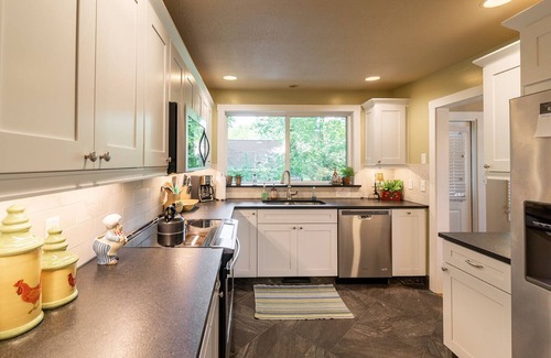 Brevard House | Charming Cottage Within Walking Distance to Downtown Brevard & Brevard College.
