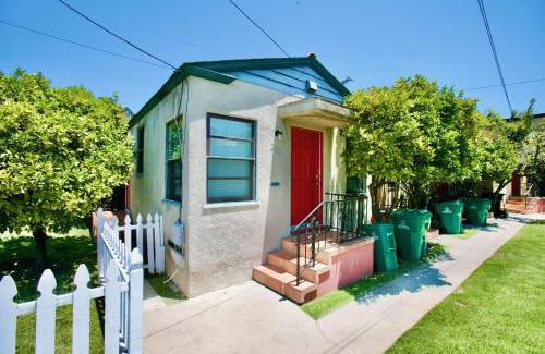 Bankers Hill House | Charming Cottages in Bankers Hill