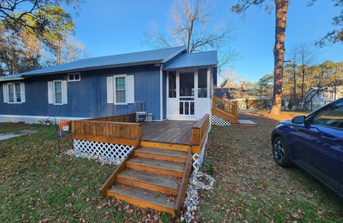 Rincon House | Charming Country Duplex House Just 18mi from Vibrant Downtown Savannah!