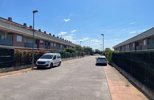 Castanares de Rioja Apartment | Charming Duplex in urbanization with pool and garage with elevator