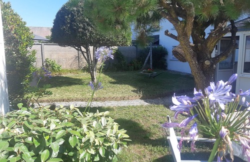 Finistere House | Charming detached house with garden