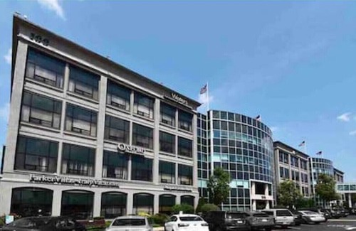 Beverly Apartment | Charming Downtown Gem ~ 2min to Salem ~ Workspace!