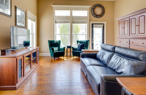 Tuttle West House | Charming Dublin Vacation Rental: 17 Mi to Columbus