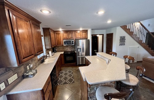 Sulphur Cabin | Charming EdgeWater Escape, private pool near Arbuckle Lake