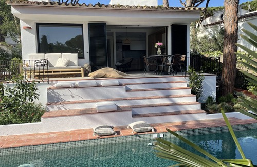 Calella de Palafrugell Villa | Charming Spanish house with heated pool, 15 min walk from the beach