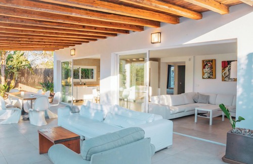 Sant Josep de sa Talaia Villa | Charming 4-bedroom villa with private swimming pool in soothing