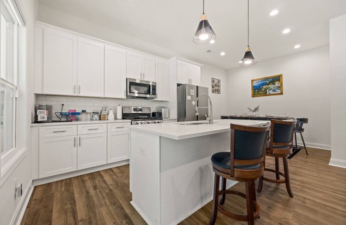 Church Street House | Charming Escape: Hot Tub & Fire Pit Winter Haven!